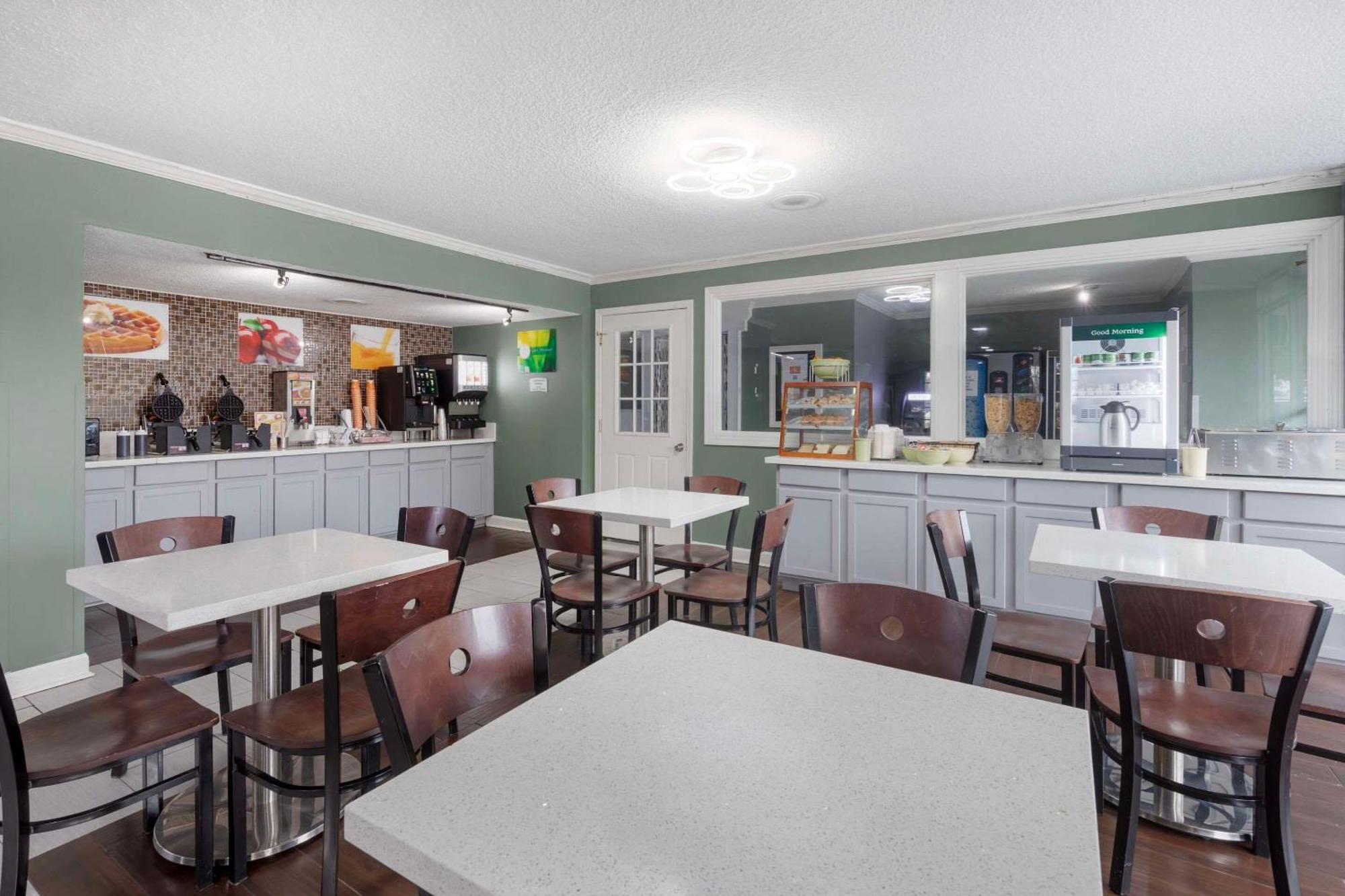 Downtown Inn & Studio Suites Мемфис Екстериор снимка
