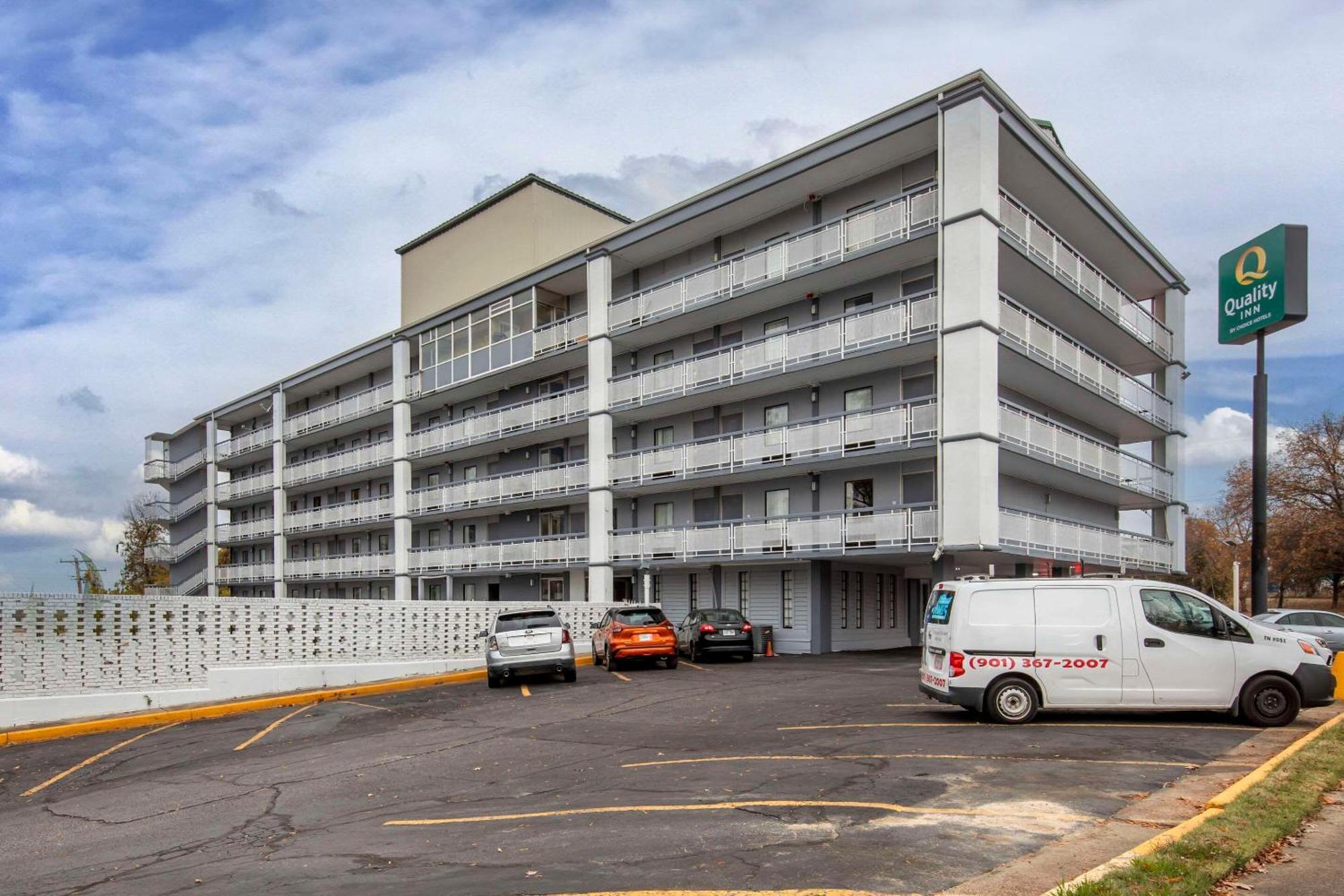 Downtown Inn & Studio Suites Мемфис Екстериор снимка